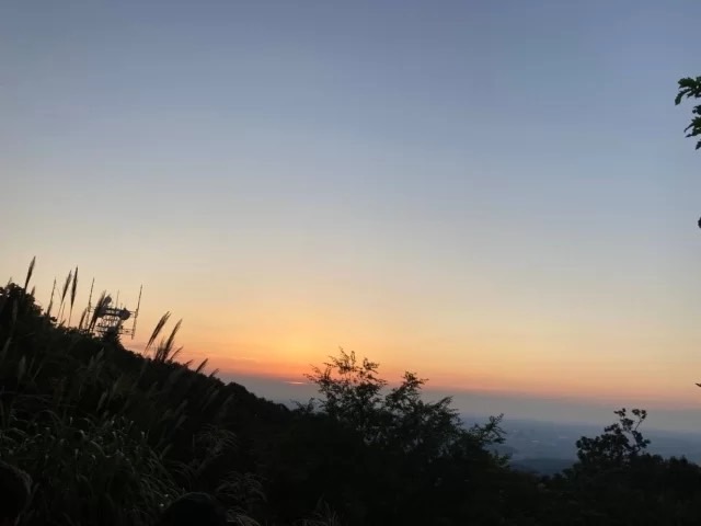 ［ハイキング･東京］山頂の絶景夕日＆夜景ナイトハイク 高尾山 2022年11月19日(土)